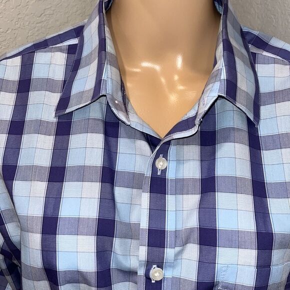 Neiman Marcus   - Picture 4 of 8